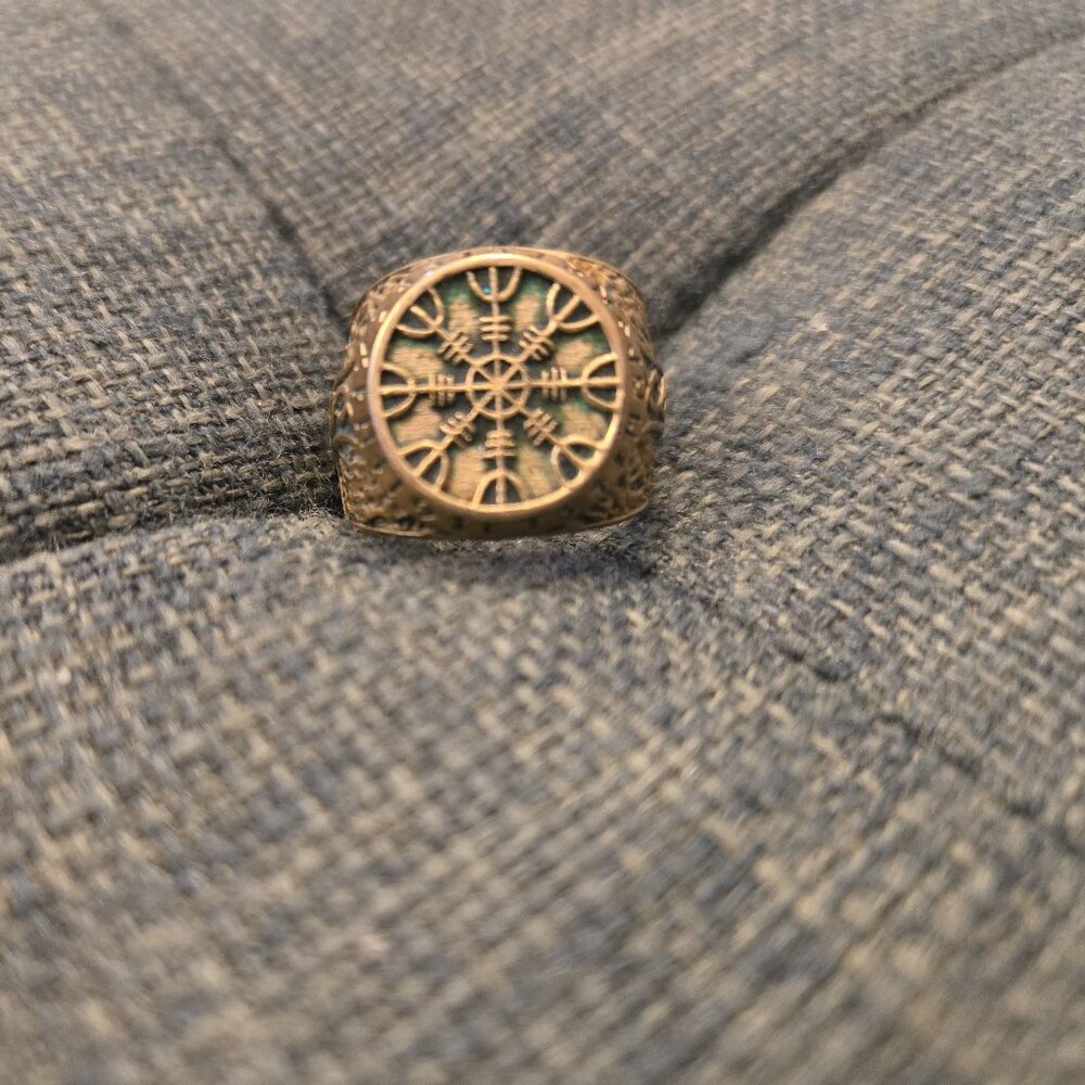 Men's Viking Size 7 Cigar Band Adjustable Gold Tone very Cool Pinky Ring